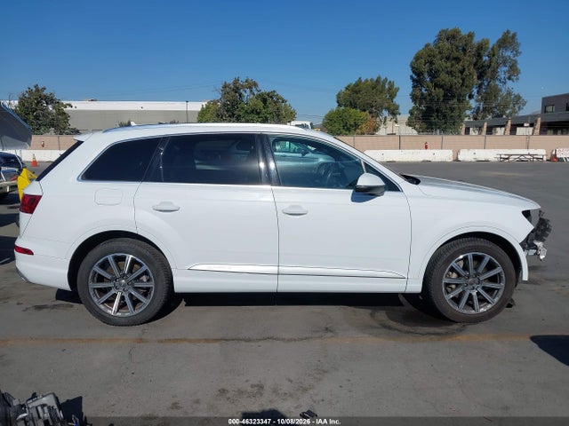 Продажа на аукционе авто 2018 Audi Q7 3.0t Premium, vin: WA1VAAF78JD013791, номер лота: 46323347