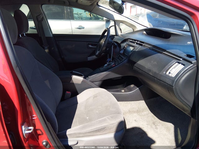 Toyota Prius Two 2015 JTDKN3DU8F0440260 Image 5