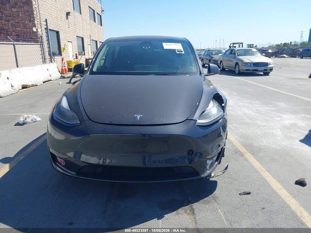 Продаж на аукціоні авто 2024 Tesla Model Y Long Range Dual Motor All-wheel Drive, vin: 7SAYGDEE7RF075001, номер лоту: 46323397