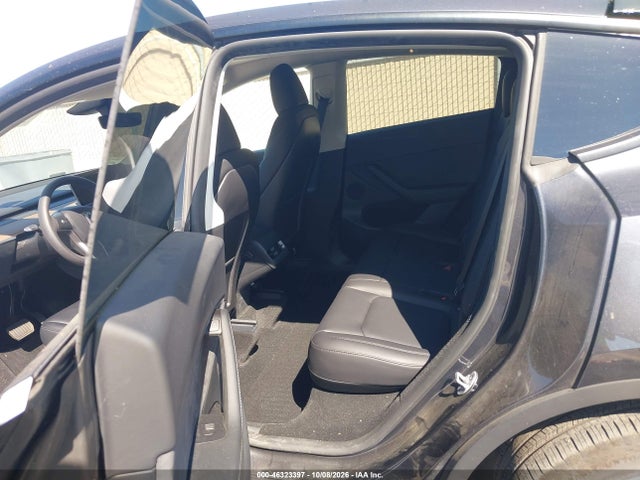 Продаж на аукціоні авто 2024 Tesla Model Y Long Range Dual Motor All-wheel Drive, vin: 7SAYGDEE7RF075001, номер лоту: 46323397