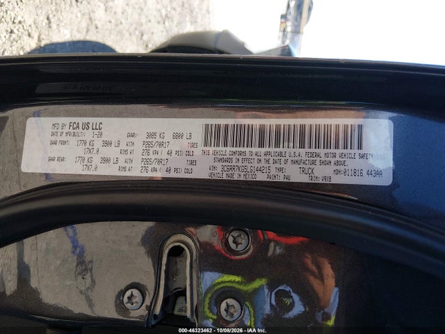 3C6RR7KG5LG144215 RAM 1500 Classic Tradesman 4x4 5&#039;7 Box