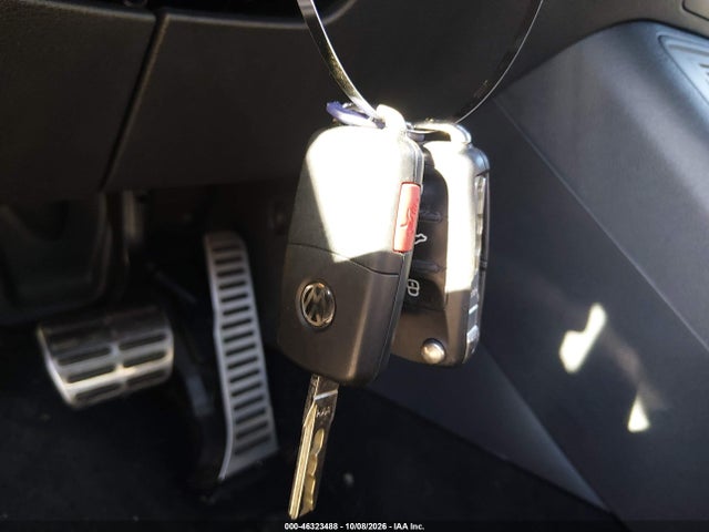 46323488 :رقم المزاد ، WVGBV3AX4EW113991 vin ، 2014 Volkswagen Tiguan R-line مزاد بيع