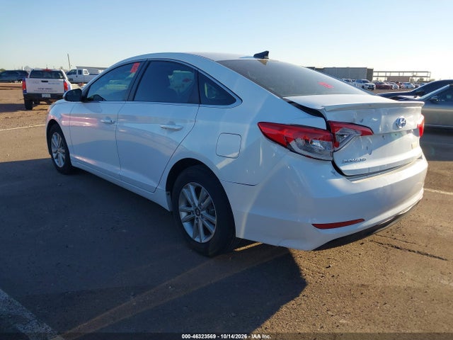 Hyundai SONATA SE 2015 5NPE24AF0FH073987 Image 3