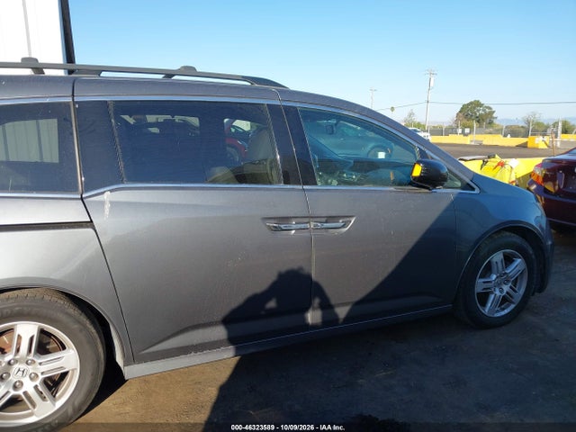 46323589 :رقم المزاد ، 5FNRL5H96DB018802 vin ، 2013 Honda Odyssey Touring/touring Elite مزاد بيع