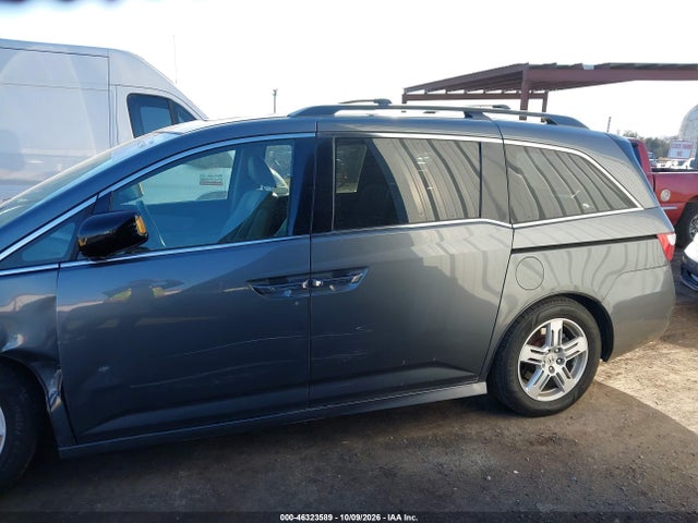 46323589 :رقم المزاد ، 5FNRL5H96DB018802 vin ، 2013 Honda Odyssey Touring/touring Elite مزاد بيع
