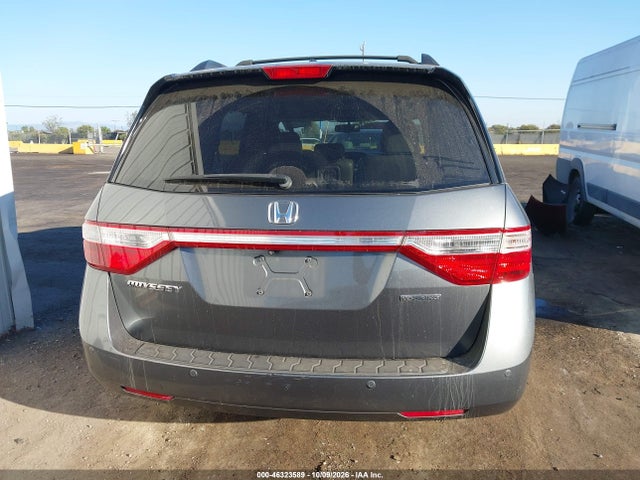 46323589 :رقم المزاد ، 5FNRL5H96DB018802 vin ، 2013 Honda Odyssey Touring/touring Elite مزاد بيع