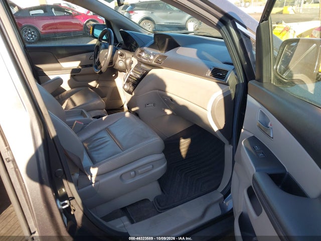46323589 :رقم المزاد ، 5FNRL5H96DB018802 vin ، 2013 Honda Odyssey Touring/touring Elite مزاد بيع