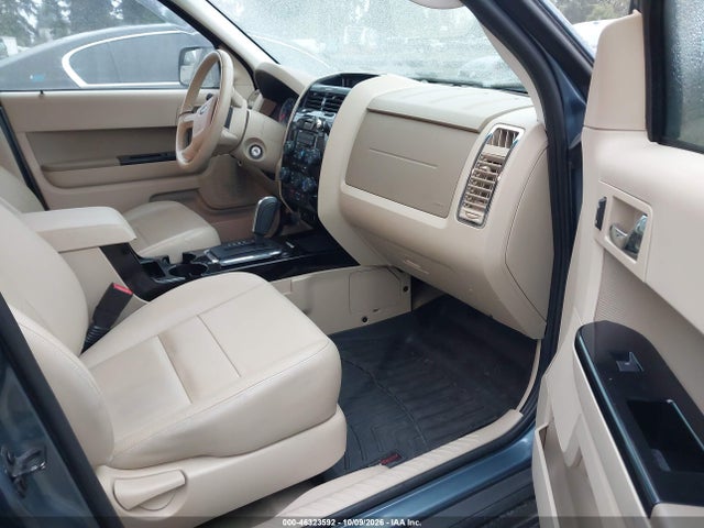 2011 Ford Escape Limited მანქანა იყიდება აუქციონზე, vin: 1FMCU9EGXBKC13701, აუქციონის ნომერი: 46323592