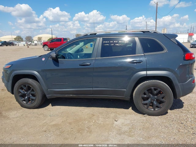 Продаж на аукціоні авто 2016 Jeep Cherokee Trailhawk, vin: 1C4PJMBSXGW194884, номер лоту: 46323598