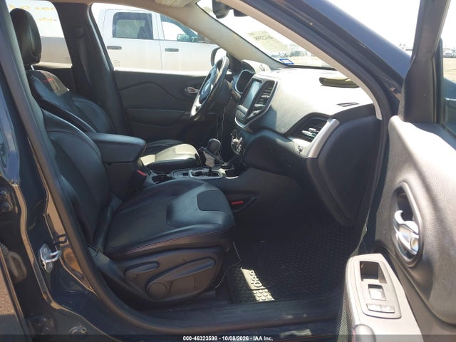 Продаж на аукціоні авто 2016 Jeep Cherokee Trailhawk, vin: 1C4PJMBSXGW194884, номер лоту: 46323598