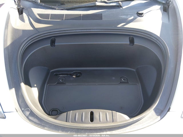 46323601 :رقم المزاد ، 5YJ3E1EA6LF745864 vin ، 2020 Tesla Model 3 Standard Range Plus Rear-wheel Drive/standard Range Rear-wheel Drive مزاد بيع
