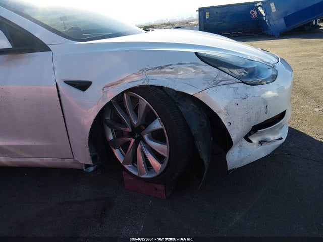 46323601 :رقم المزاد ، 5YJ3E1EA6LF745864 vin ، 2020 Tesla Model 3 Standard Range Plus Rear-wheel Drive/standard Range Rear-wheel Drive مزاد بيع