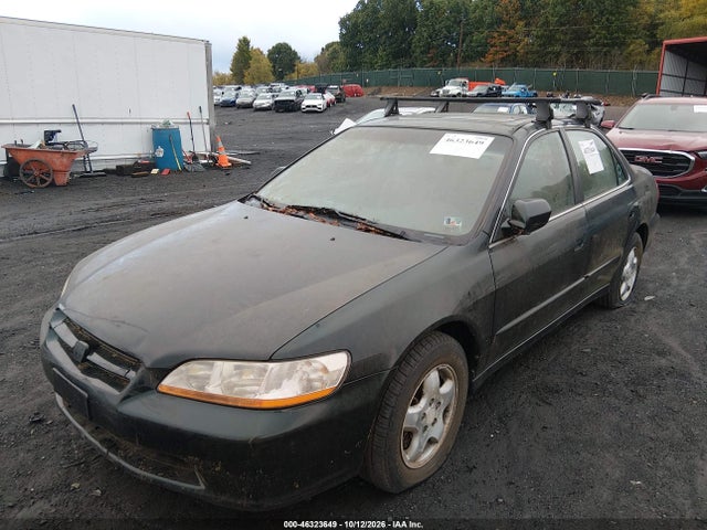 2000 Honda Accord 3.0 Ex მანქანა იყიდება აუქციონზე, vin: 1HGCG1652YA097002, აუქციონის ნომერი: 46323649