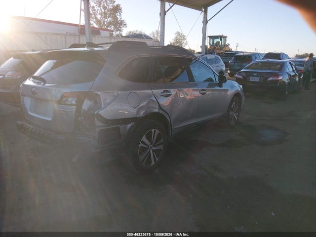 Subaru Outback 3.6r Limited 2018 4S4BSENC9J3252554 Image 4