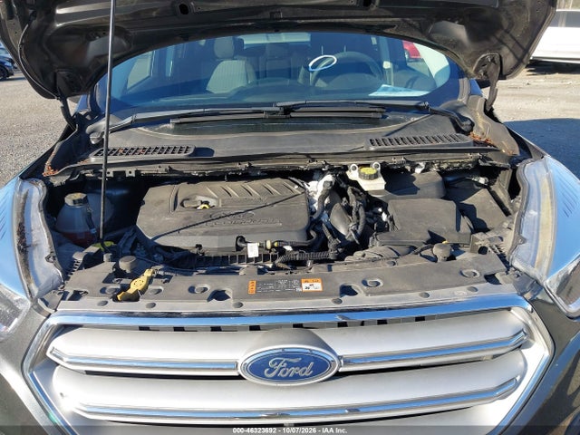 Продаж на аукціоні авто 2018 Ford Escape Se, vin: 1FMCU9GD2JUD31117, номер лоту: 46323692