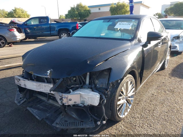 Lexus IS 250 2014 JTHBF1D21E5005564 Image 2