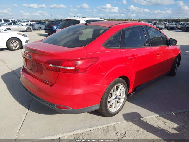 46323760 :رقم المزاد ، 1FADP3F21FL244521 vin ، 2015 Ford Focus Se مزاد بيع