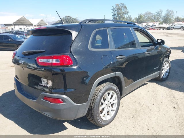 1C4PJLAB5HW547612 Jeep Cherokee Sport Fwd