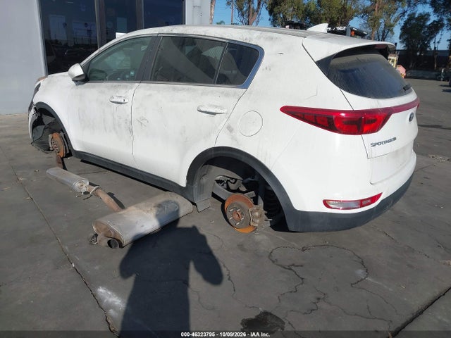 KIA Sportage Lx 2018 KNDPM3AC8J7402211 Image 3