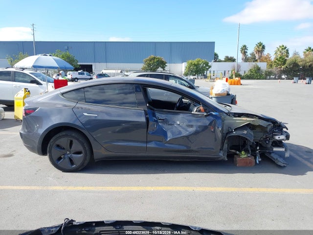 Продаж на аукціоні авто 2018 Tesla Model 3 Long Range/performance, vin: 5YJ3E1EB6JF128504, номер лоту: 46323825