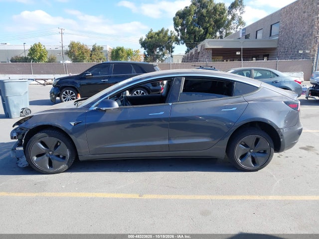 Продаж на аукціоні авто 2018 Tesla Model 3 Long Range/performance, vin: 5YJ3E1EB6JF128504, номер лоту: 46323825