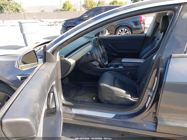 Продаж на аукціоні авто 2018 Tesla Model 3 Long Range/performance, vin: 5YJ3E1EB6JF128504, номер лоту: 46323825