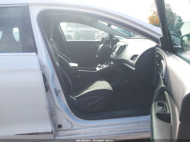 Продаж на аукціоні авто 2015 Chrysler 200 Limited, vin: 1C3CCCAB6FN591022, номер лоту: 46323831