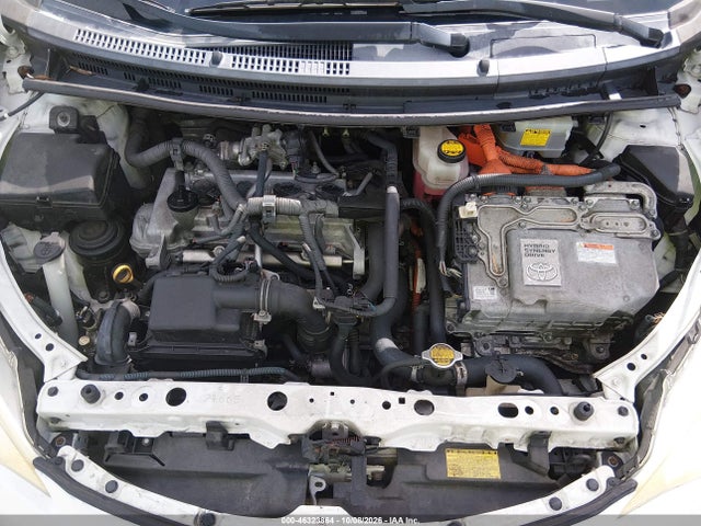 2014 Toyota Prius C Three მანქანა იყიდება აუქციონზე, vin: JTDKDTB38E1067663, აუქციონის ნომერი: 46323864