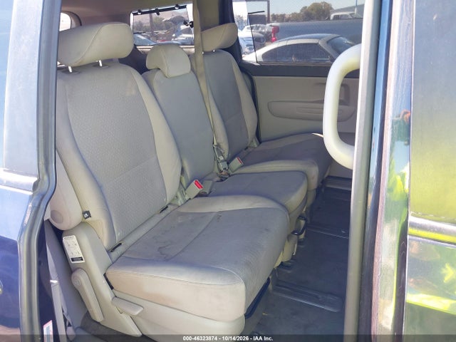 Продажа на аукционе авто 2016 Kia Sedona Lx, vin: KNDMB5C11G6151515, номер лота: 46323874