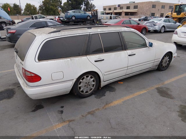 Продажа на аукционе авто 1999 Mercedes-benz E 320, vin: WDBJH65F1XA730578, номер лота: 46323893