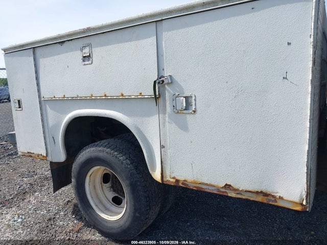 Продаж на аукціоні авто 2002 Chevrolet Silverado 3500 Ls, vin: 1GCJK33G72F150535, номер лоту: 46323905
