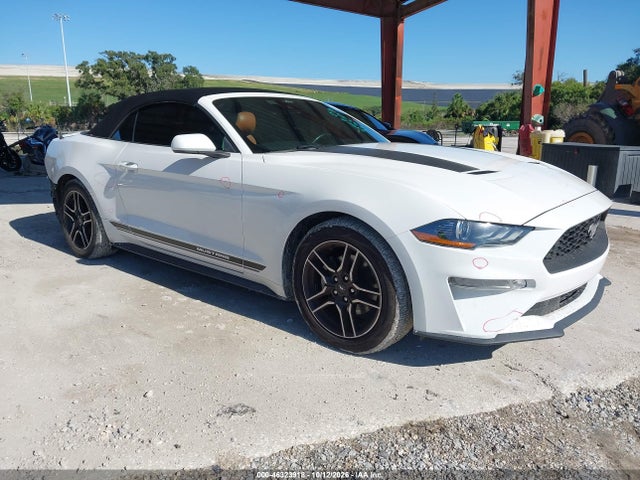 2021 Ford Mustang Ecoboost Premium მანქანა იყიდება აუქციონზე, vin: 1FATP8UH7M5108444, აუქციონის ნომერი: 46323918