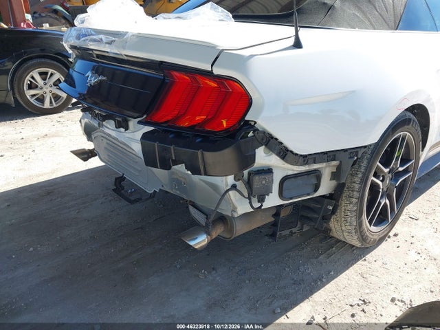2021 Ford Mustang Ecoboost Premium მანქანა იყიდება აუქციონზე, vin: 1FATP8UH7M5108444, აუქციონის ნომერი: 46323918