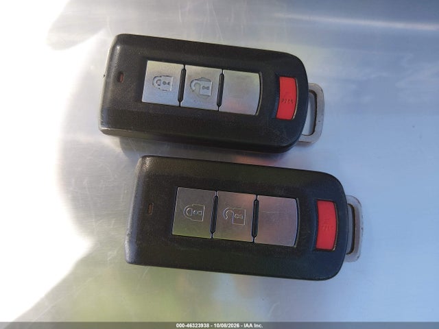 46323938 :رقم المزاد ، JA4AD3A32EZ015034 vin ، 2014 Mitsubishi Outlander Se مزاد بيع