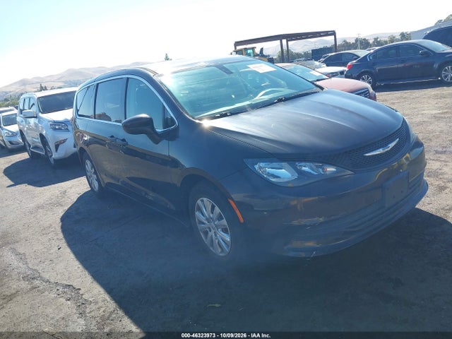 Auction sale of the 2018 Chrysler Pacifica L, vin: 2C4RC1AG8JR122192, lot number: 46323973