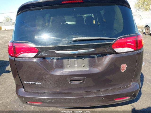 2018 Chrysler Pacifica L მანქანა იყიდება აუქციონზე, vin: 2C4RC1AG8JR122192, აუქციონის ნომერი: 46323973
