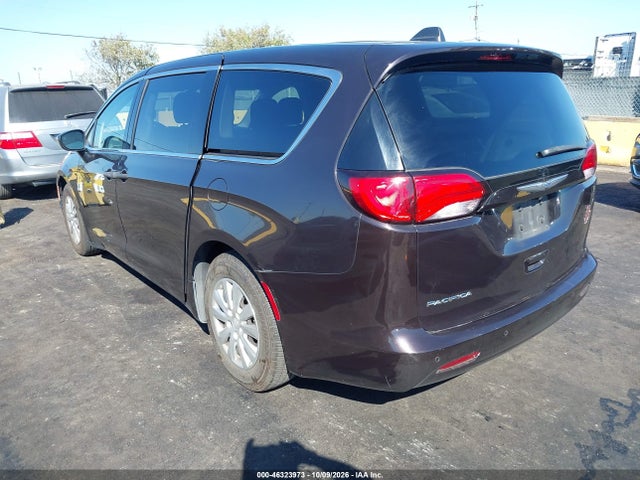 2018 Chrysler Pacifica L მანქანა იყიდება აუქციონზე, vin: 2C4RC1AG8JR122192, აუქციონის ნომერი: 46323973