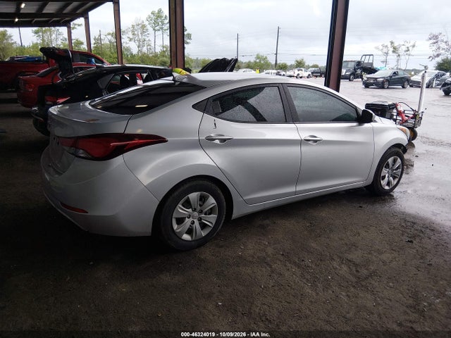 Продажа на аукционе авто 2015 Hyundai Elantra Se, vin: KMHDH4AE3FU303203, номер лота: 46324019