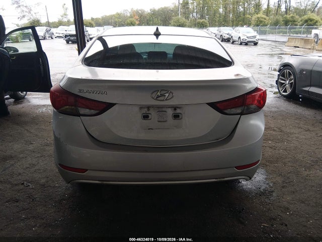 Продажа на аукционе авто 2015 Hyundai Elantra Se, vin: KMHDH4AE3FU303203, номер лота: 46324019