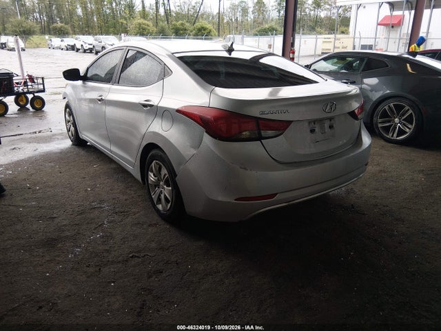 Продажа на аукционе авто 2015 Hyundai Elantra Se, vin: KMHDH4AE3FU303203, номер лота: 46324019