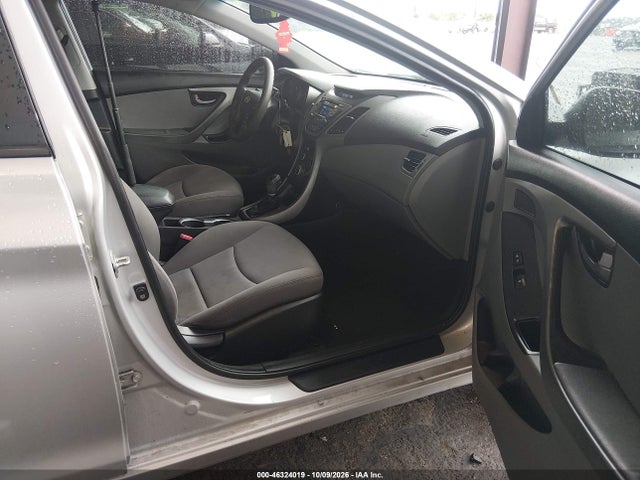Продажа на аукционе авто 2015 Hyundai Elantra Se, vin: KMHDH4AE3FU303203, номер лота: 46324019