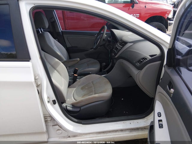 2016 Hyundai Accent Se მანქანა იყიდება აუქციონზე, vin: KMHCT4AE7GU995607, აუქციონის ნომერი: 46324034