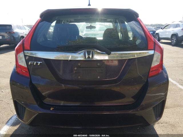 46324045 :رقم المزاد ، 3HGGK5H88FM717852 vin ، 2015 Honda Fit Ex/ex-l مزاد بيع