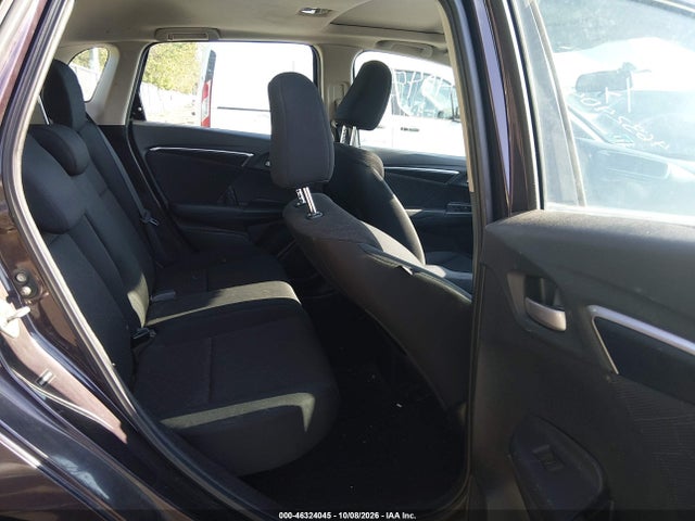 46324045 :رقم المزاد ، 3HGGK5H88FM717852 vin ، 2015 Honda Fit Ex/ex-l مزاد بيع