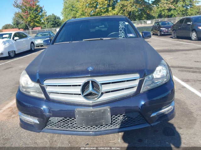 Aukcja sprzedaży 2013 Mercedes-benz C 300 Sport 4matic, vin: WDDGF8AB6DR252001, numer aukcji: 46324048