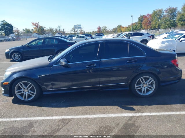 Aukcja sprzedaży 2013 Mercedes-benz C 300 Sport 4matic, vin: WDDGF8AB6DR252001, numer aukcji: 46324048