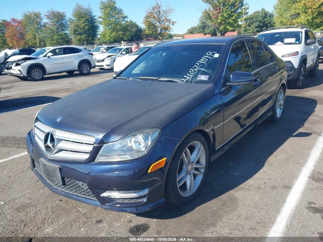 Aukcja sprzedaży 2013 Mercedes-benz C 300 Sport 4matic, vin: WDDGF8AB6DR252001, numer aukcji: 46324048