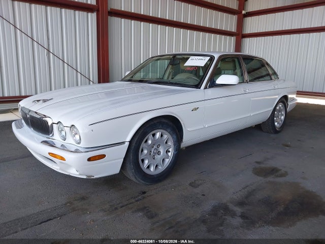 Продаж на аукціоні авто 1998 Jaguar Xj8, vin: SAJHX1247WC820072, номер лоту: 46324061