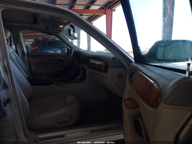 Продаж на аукціоні авто 1998 Jaguar Xj8, vin: SAJHX1247WC820072, номер лоту: 46324061