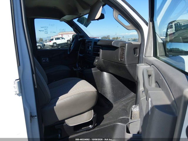 1GTW7AFP7N1139673 GMC Savana Cargo Rwd 2500 Regular Wheelbase Work Van